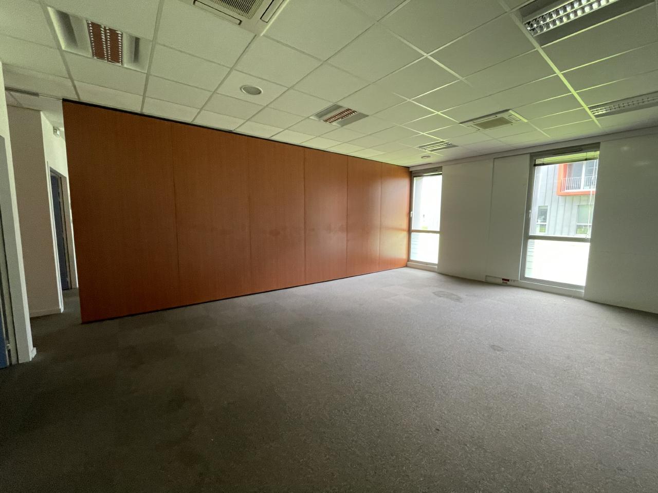 Bureau Saint-Herblain 279m² Location bureau Saint-Herblain Loire-Atlantique OLBUR2419474 0